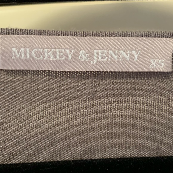 Ruffle Long Sleeve - Picture 4 of 4